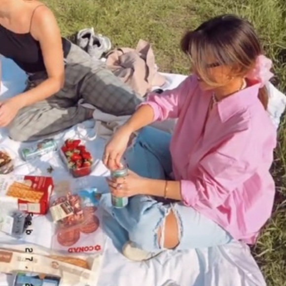 Pink button down - Picture 3 of 3